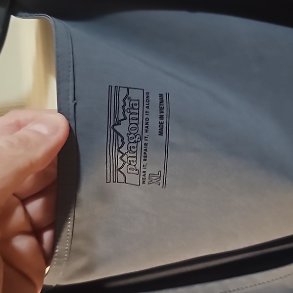 Patagonia Women’s Fleetwith Dress: NOUVEAU GREEN: NEW WITH TAGS: SIZE XL - Picture 2 of 6